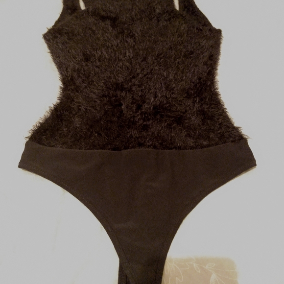 Skirt and top set(revamp collection) - Picture 6 of 6